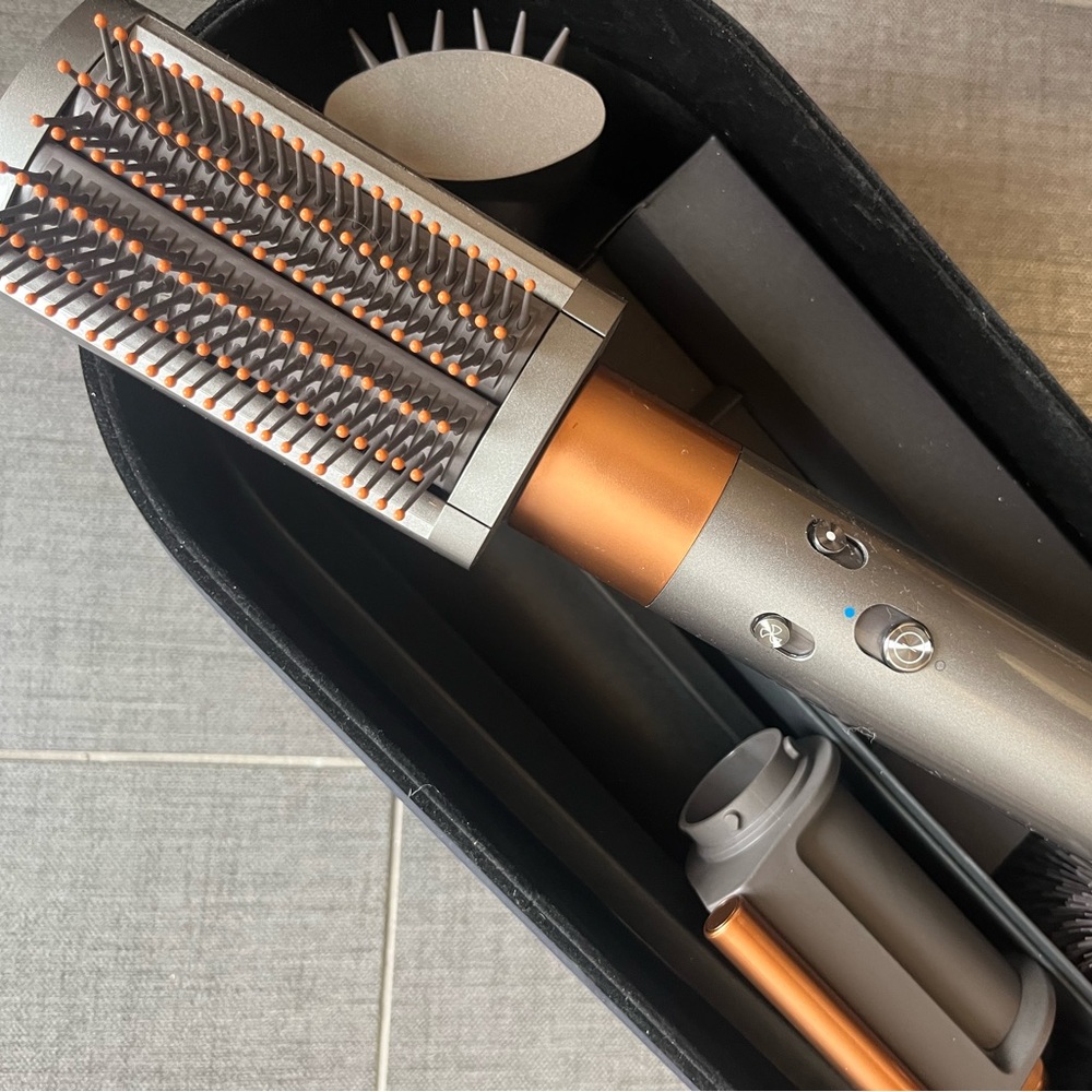 Dyson Airwrap BRAND NEW
